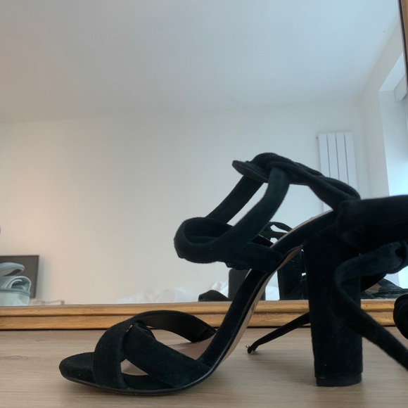 Steve Madden Christey black suede lace up heels - Picture 6 of 7